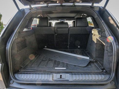 Used 2019 Land Rover Range Rover Sport HSE image 32