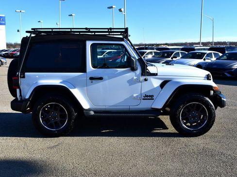 Used 2021 Jeep Wrangler Sport S image 2