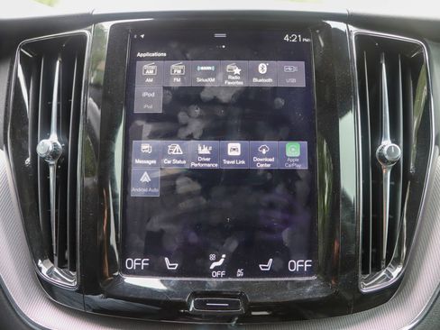 Used 2018 Volvo XC60 T6 R-Design w/ Convenience Package image 40