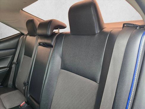 Used 2017 Toyota Corolla SE FWD image 16