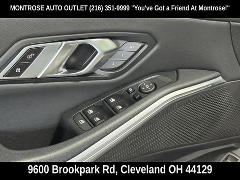 Used 2023 BMW 330i xDrive Sedan AWD/4WD image 15
