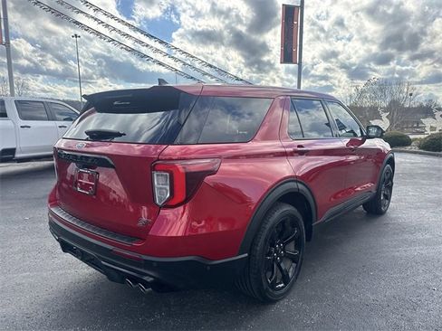 Used 2021 Ford Explorer ST w/ Equipment Group 401A image 4