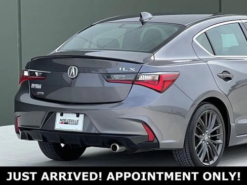Used 2019 Acura ILX image 5