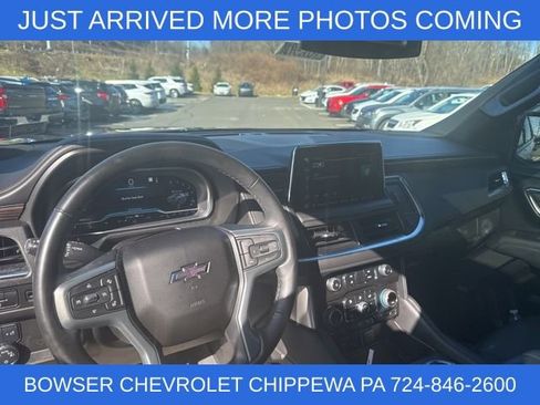 Used 2023 Chevrolet Tahoe Z71 w/ Luxury Package image 3