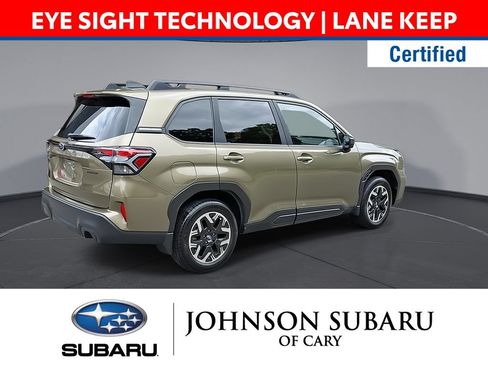 Certified 2025 Subaru Forester Premium w/ Convenience Package #1 AWD/4WD image 4