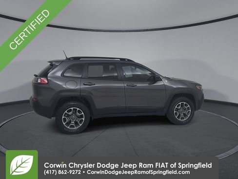Used 2022 Jeep Cherokee Trailhawk w/ Trailer Tow Group AWD/4WD image 16
