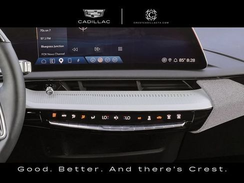 Used 2025 Cadillac Optiq Luxury 2 w/ LPO, Floor Liner Package AWD/4WD image 18
