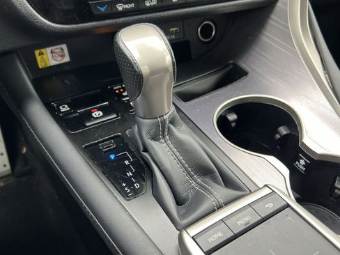 Used 2022 Lexus RX 450h F Sport image 23