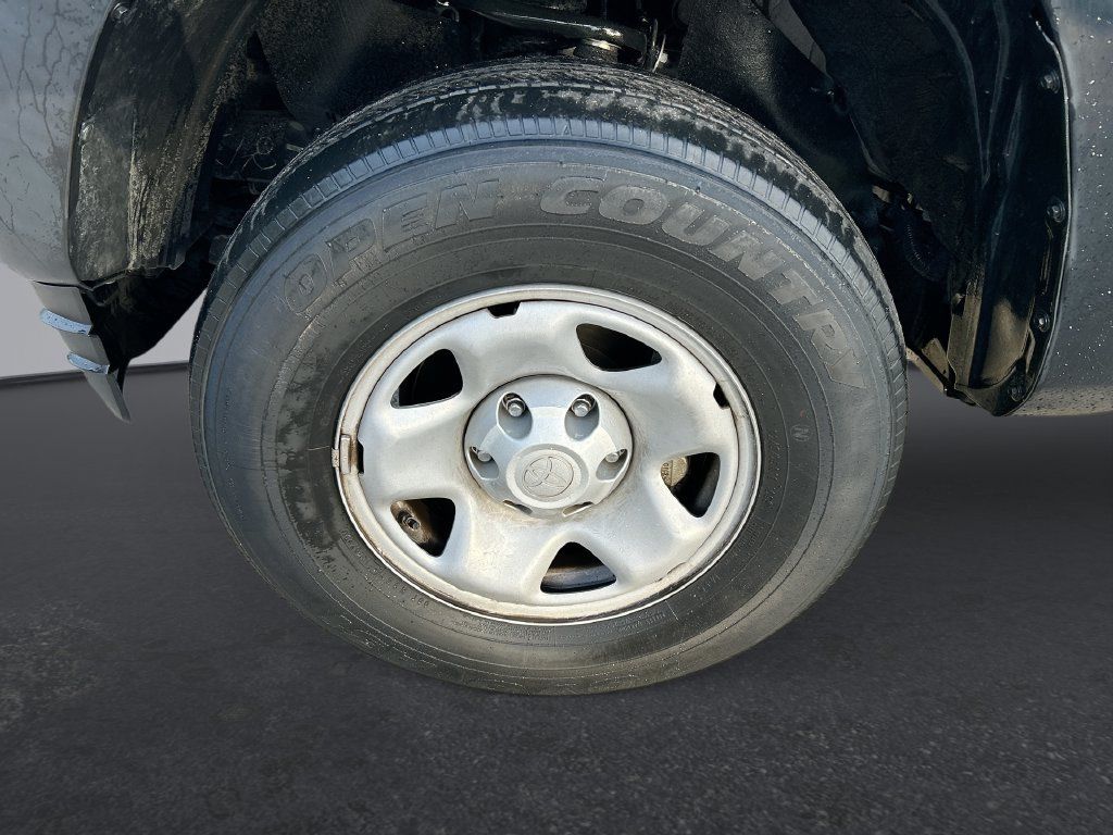 Used 2022 Toyota Tacoma SR RWD image 10