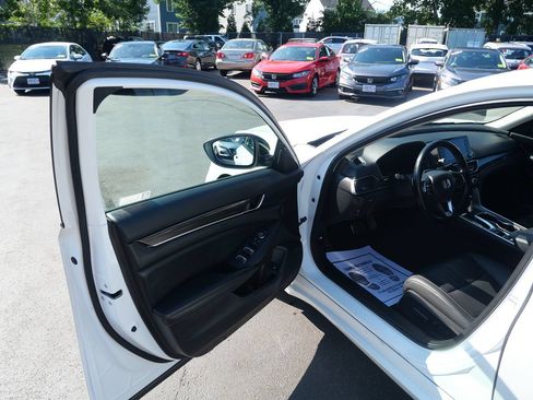 Used 2022 Honda Accord Sport Special Edition image 15