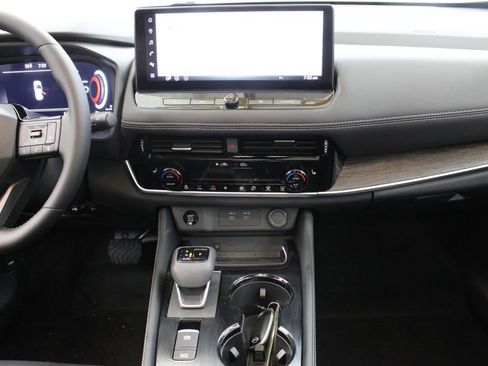 New 2026 Nissan Rogue Platinum w/ Platinum Premium Package image 23