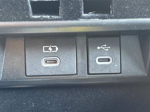 Used 2024 Toyota Mirai w/ Advanced Technology Package image 18