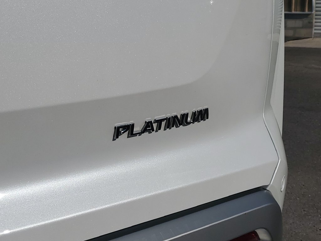 Certified 2025 Nissan Pathfinder Platinum w/ Cargo Package FWD image 15