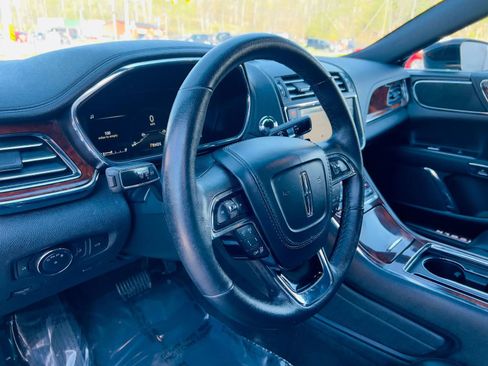 Used 2019 Lincoln Continental AWD w/ Equipment Group 500A image 32