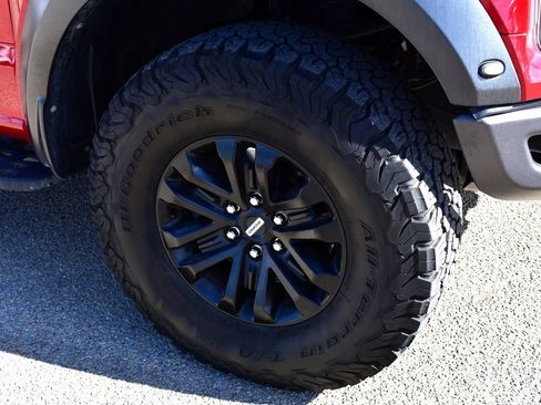 Used 2020 Ford F150 Raptor w/ Equipment Group 802A Luxury image 6