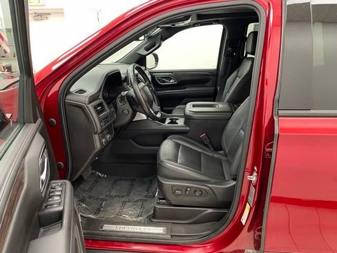 Certified 2021 Chevrolet Tahoe Z71 w/ Luxury Package AWD/4WD image 8