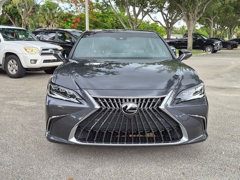 Used 2023 Lexus ES 350 Ultra Luxury w/ Accessory Package (Z2) FWD image 2