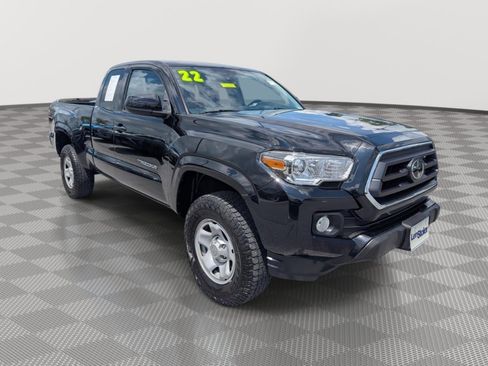 Used 2022 Toyota Tacoma SR5 RWD image 7