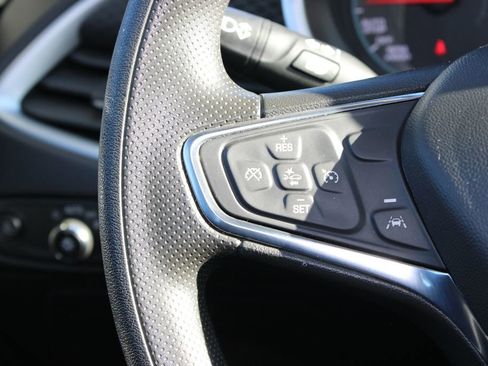 Used 2024 Chevrolet Malibu LT image 27