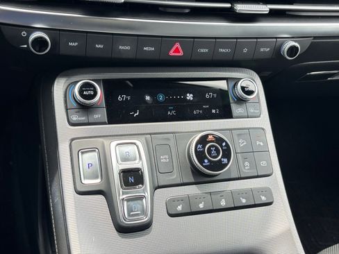 Used 2024 Hyundai Palisade Calligraphy AWD/4WD image 13