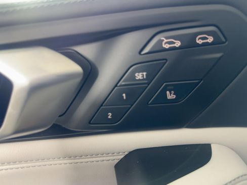 Used 2023 BMW X6 M image 30