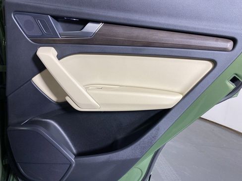 Used 2022 Audi Q5 2.0T Premium image 31