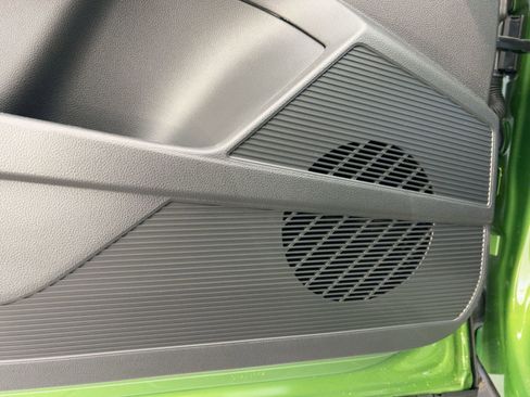 New 2026 Volkswagen Taos SE image 22