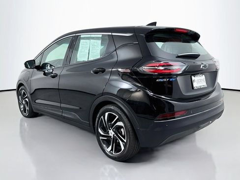 Used 2023 Chevrolet Bolt LT w/ Infotainment Package FWD image 7