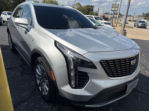 Used 2020 Cadillac XT4 Premium Luxury image 7