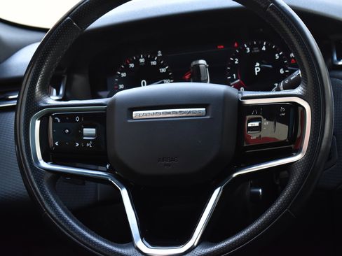 Used 2021 Land Rover Range Rover Velar R-Dynamic S image 28