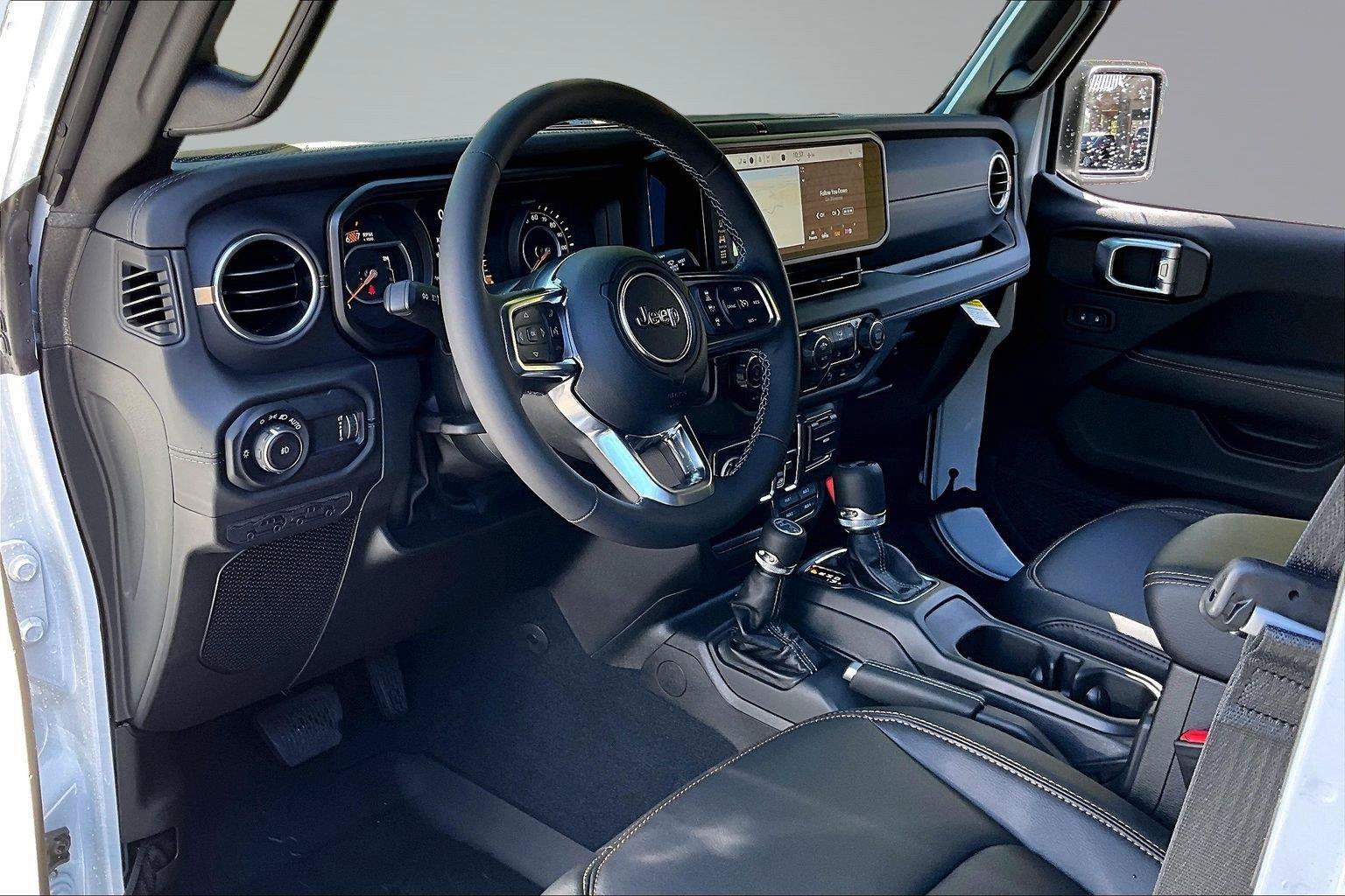 New 2027 Jeep Wrangler Unlimited Sahara AWD/4WD image 7