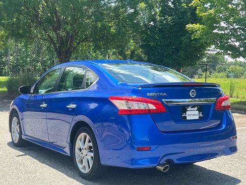 Used 2015 Nissan Sentra SR FWD image 3