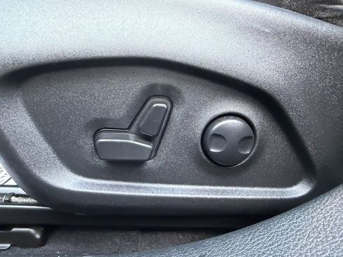 Used 2024 Jeep Compass Limited image 26