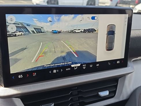 New 2026 Ford Explorer Active w/ Active Comfort Package image 4