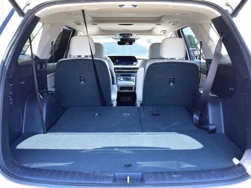 Used 2023 Hyundai Palisade Limited FWD image 29