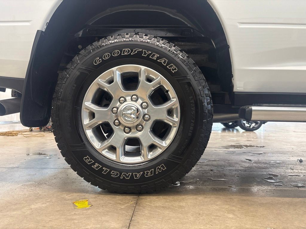 Used 2024 RAM 2500 Laramie w/ Safety Group AWD/4WD image 27
