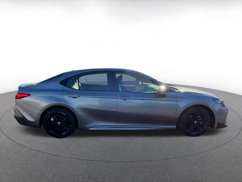 Used 2025 Toyota Camry LE image 16