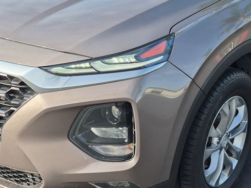 Used 2020 Hyundai Santa Fe SEL FWD image 6