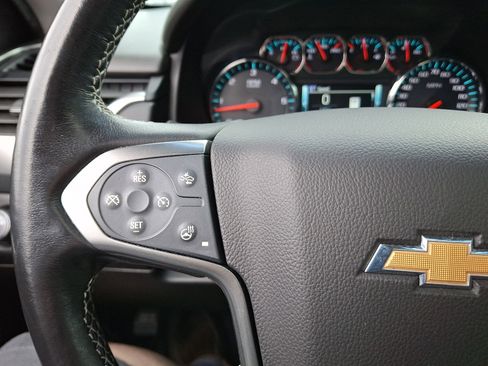 Used 2019 Chevrolet Tahoe LT w/ Luxury Package image 22