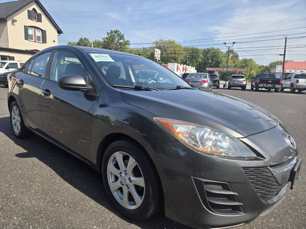 Used 2010 MAZDA MAZDA3 i Touring FWD image 4
