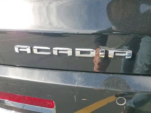 Used 2023 GMC Acadia Denali w/ Denali Ultimate Package image 7