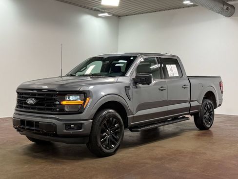 Used 2025 Ford F150 XLT w/ Equipment Group 302A MID AWD/4WD image 7