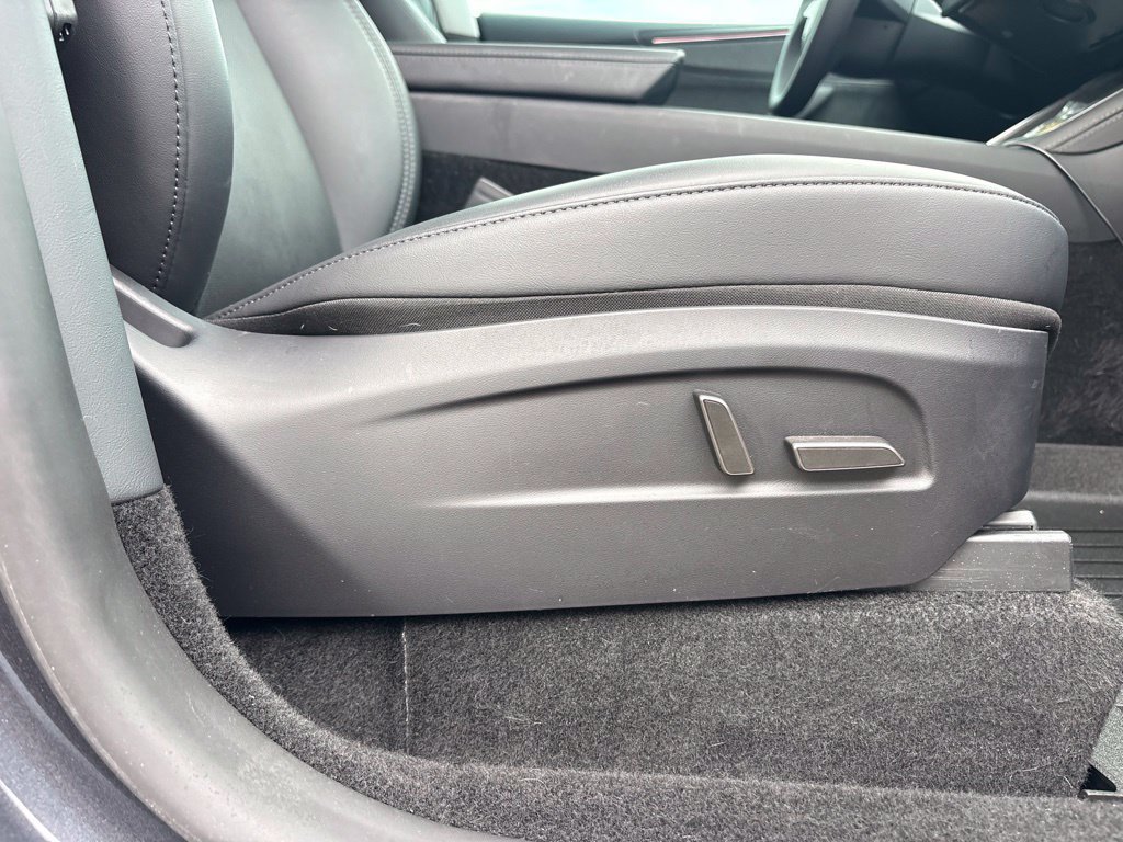 Used 2026 Tesla Model Y AWD image 21