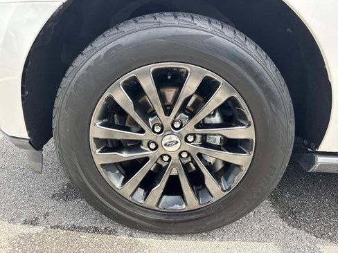 Certified 2019 Ford Expedition Limited w/ Equipment Group 301A RWD image 9