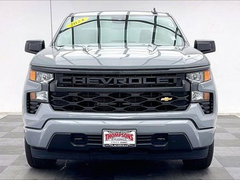 Used 2024 Chevrolet Silverado 1500 Custom image 2