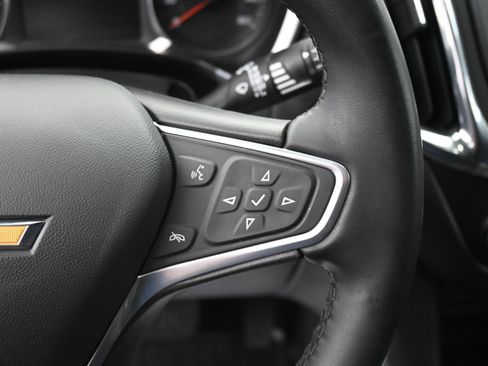 Used 2023 Chevrolet Equinox LT image 13