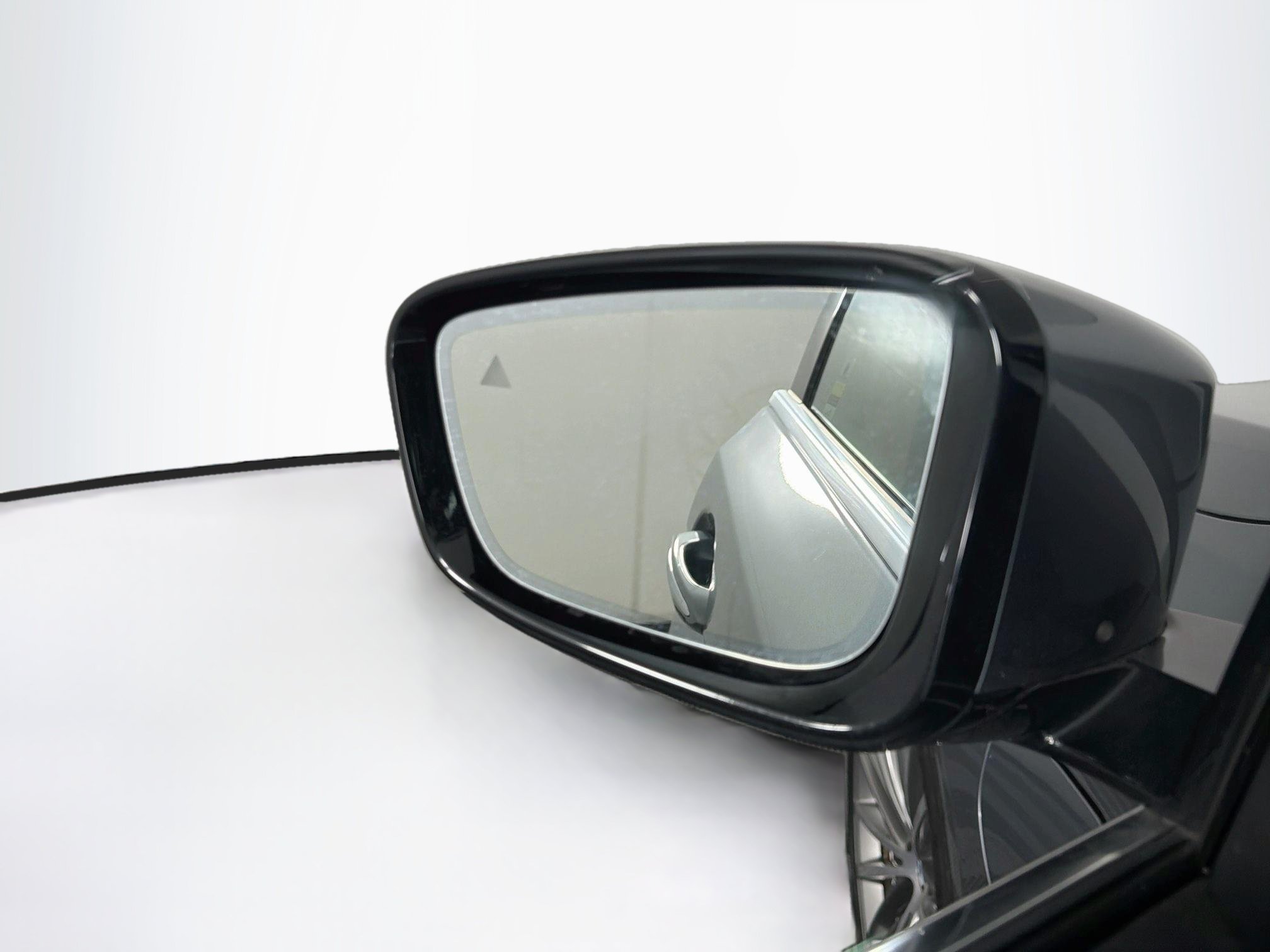 Used 2018 BMW 530e RWD image 16