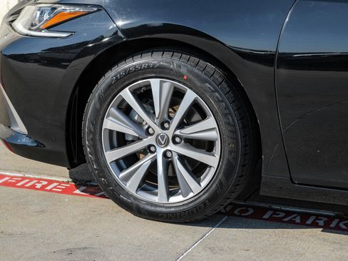 Used 2020 Lexus ES 300h 300h image 50