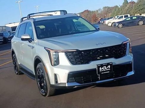 New 2026 Kia Sorento S image 5