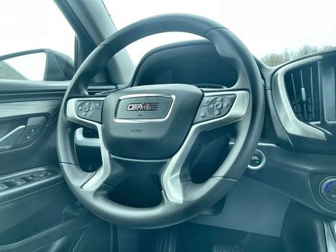 Certified 2023 GMC Terrain SLE w/ Driver Convenience Package image 11
